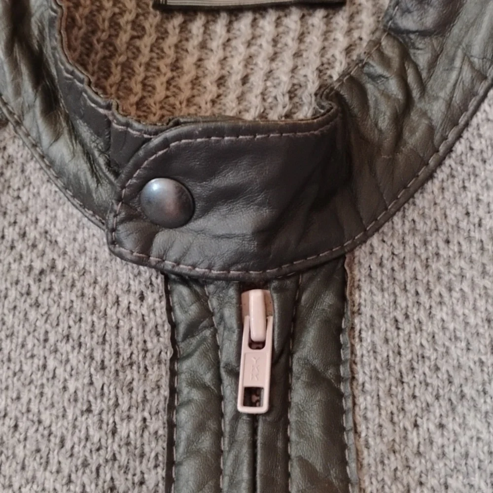 Gray and Black Textured Jacket - Picture 5 of 12